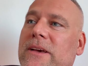 bruchala smer oslavy mdž ženy kritika