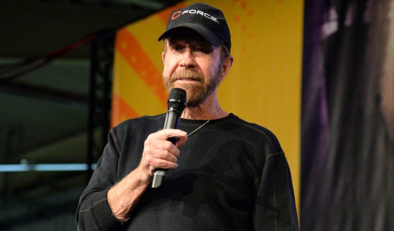 chuck norris staroba narodeniny zdravotné komplikácie