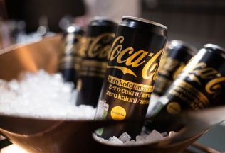 Večery bez alkoholu a kofeínu? Pre mileniálov stále častejšia voľba