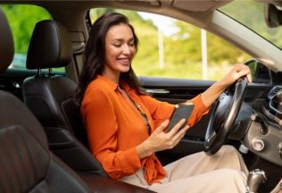 technológie, Google Mapy, aplikácia, auto moto, tankovanie, peniaze, šetrenie