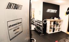 Introfit Nitra je súkromné fitko, kde si môžeš zacvičiť sám či s kamošom alebo partnerom.