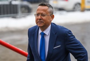 kamenický pellegrini výplata peniaze slovensko financie