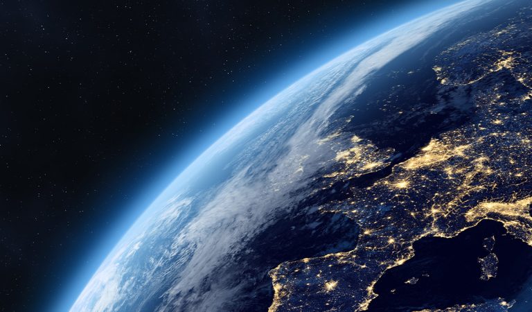 mimozemšťania zem planéta vedec odborník ticho vesmír