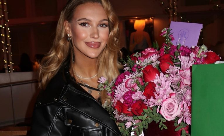 tehotná Veronika Rajek