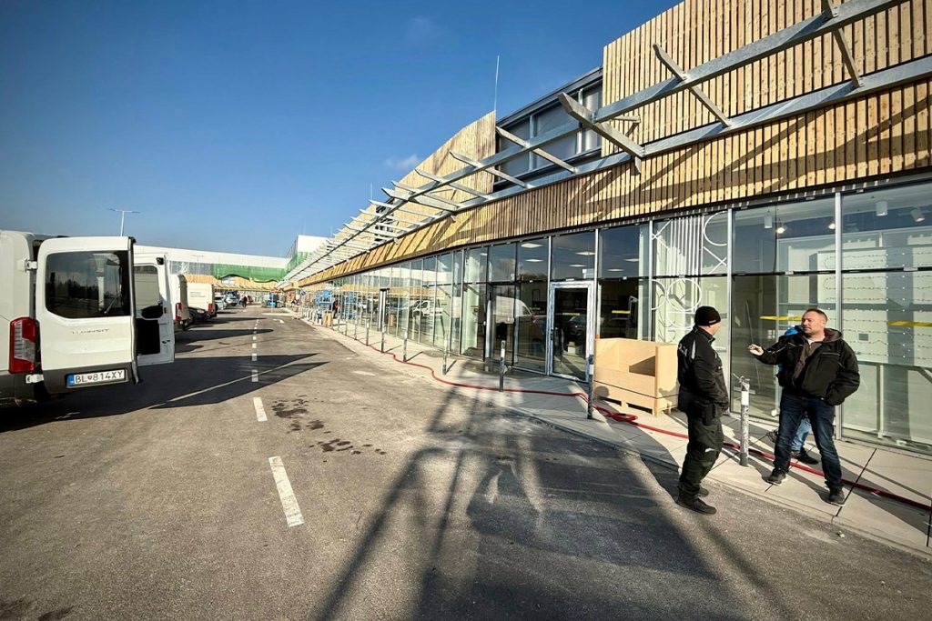 Slováci sa čoskoro môžu tešiť na nové nákupné stredisko. Do ponuky prevádzok sa zaradí aj obľúbený športový obchod