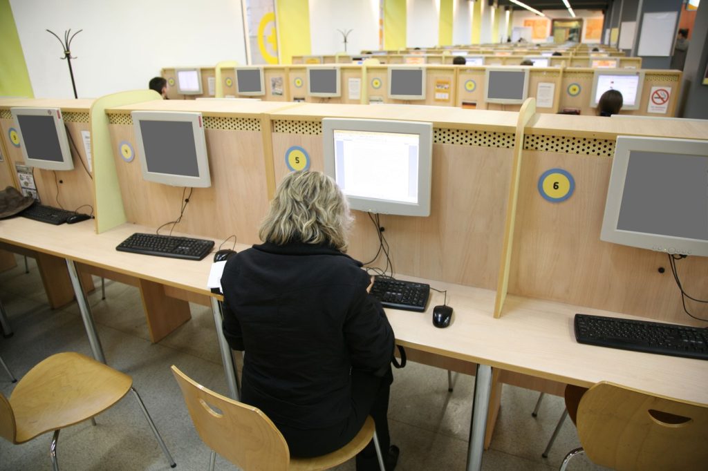 Videopožičovňa či telefónne búdky. Služby a prevádzky, ktoré dnešné deti už nepoznajú