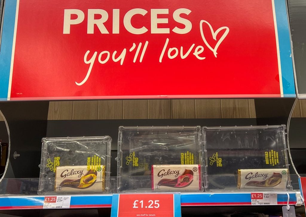 potraviny, čokoláda, Veľká Británia, zahraničie, obchody, zlodeji