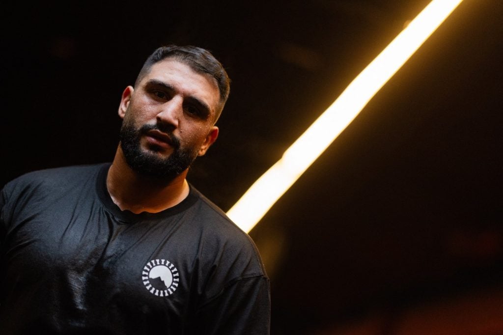 Aj Nemci majú svojho Rasťa Zvaru. Objavili sme klon ženícha, ktorý pobláznil Slovensko