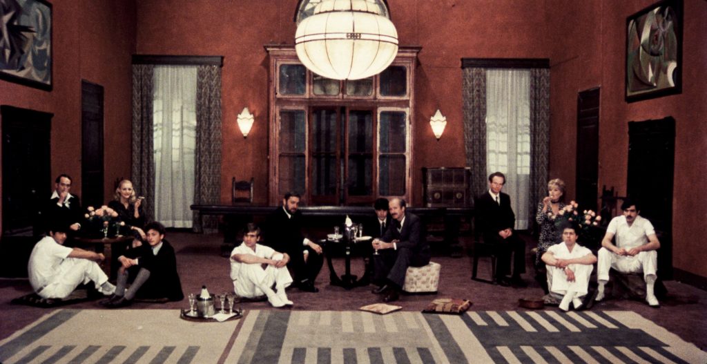 Kritici utekali z kina: Tri najzvrátenejšie scény v histórii filmu, pri ktorých sa dá ťažko uveriť, že prešli cenzúrou