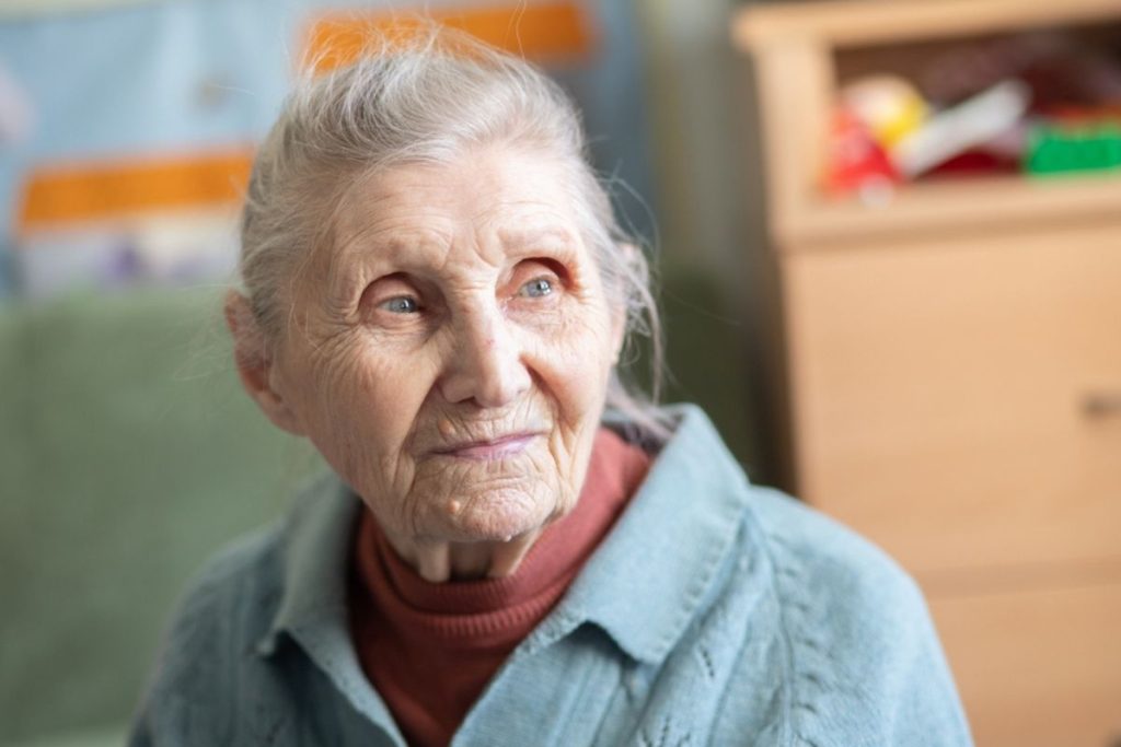 Koniec chudoby pre najstarších Slovákov? Táto skupina dôchodcov by si mohla prilepšiť o stovky eur mesačne