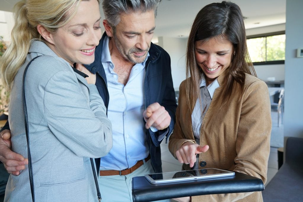 Štatistický úrad začína veľký prieskum. Zaklopať môže aj na dvere tvojho domu