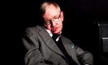 stephen hawking jeffrey epstein kontroverzia