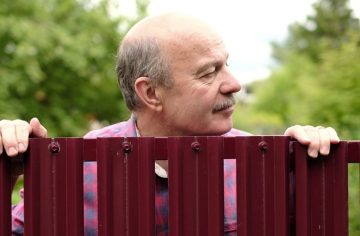 15 konverzácií s egoistickými susedmi, ktorí nevedia, čo je ohľaduplnosť