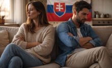 Znaky, že si vo vzťahu „po slovensky“: Bez slov, ale s tlakom