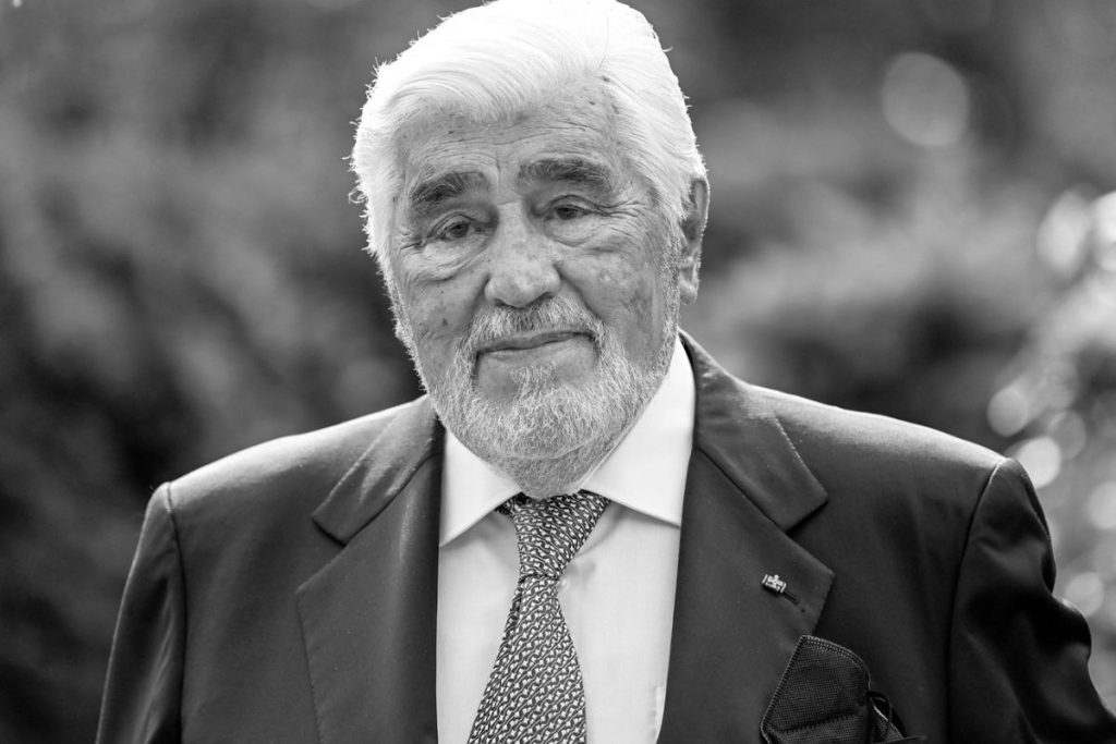 Filmový svet v smútku: Vo veku 95 rokov nás navždy opustil známy herec. Zahral si aj v slávnom Winnetouovi