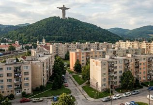 Takto by vyzerali svetové pamiatky v obklopení socialistickej architektúry podľa AI.