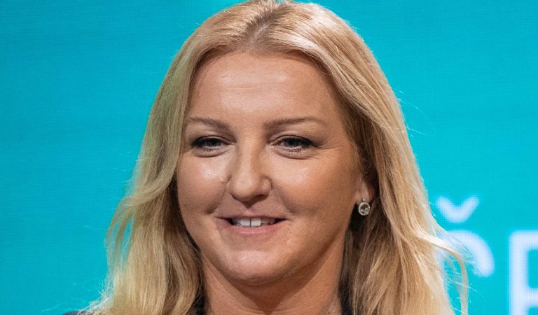 martina flašikova stvr minulosť