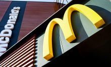 mcdonalds ľudia jedlo fastfood rýchle občerstvenie