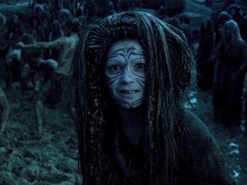 na striebornom glóbuse scifi film poľský legendárny musíš vidieť