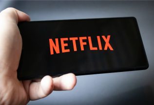 stream platformy, Netflix, filmy a seriály, novinky, zmena, mobilná aplikácia