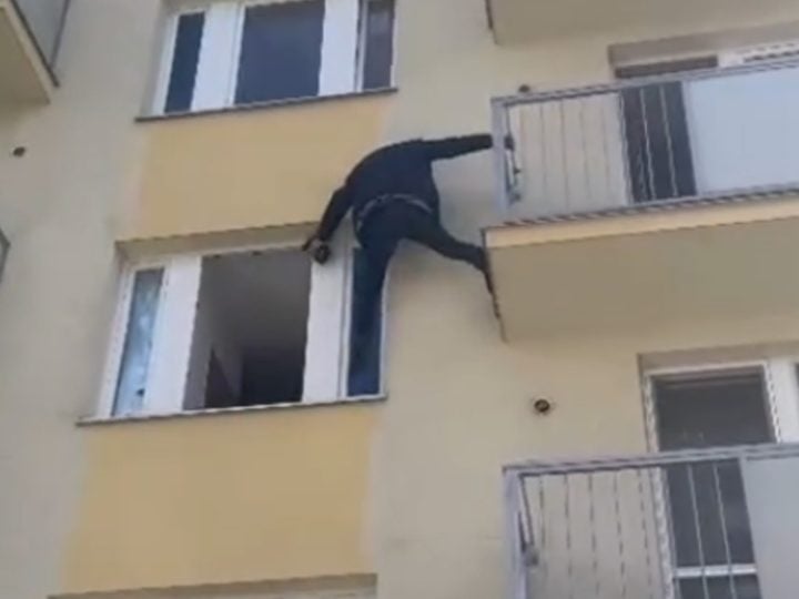 polícia senica interpol hľadaný muž kuriozita slovensko