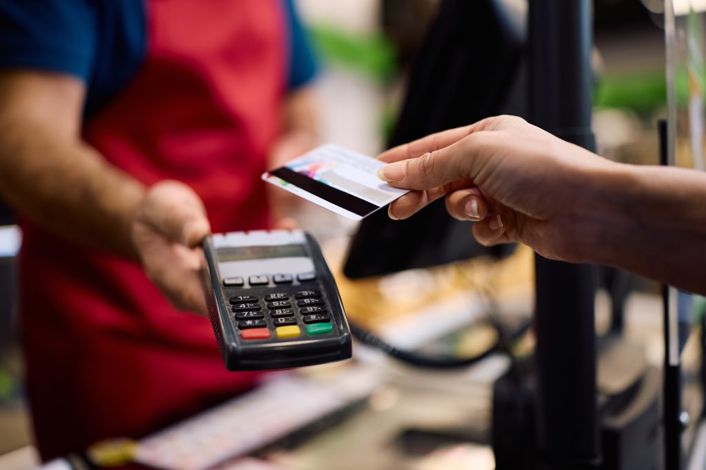 novinky v obchodoch, obchody, Slovensko, bezhotovostné platby