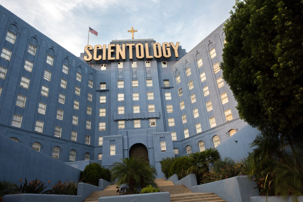 V roku 2007 bolo naposledy, čo naverejnosti videli ženu, známu ako "prvá dáma scientológie". Jej zmiznutie stále vyvoláva otázniky.