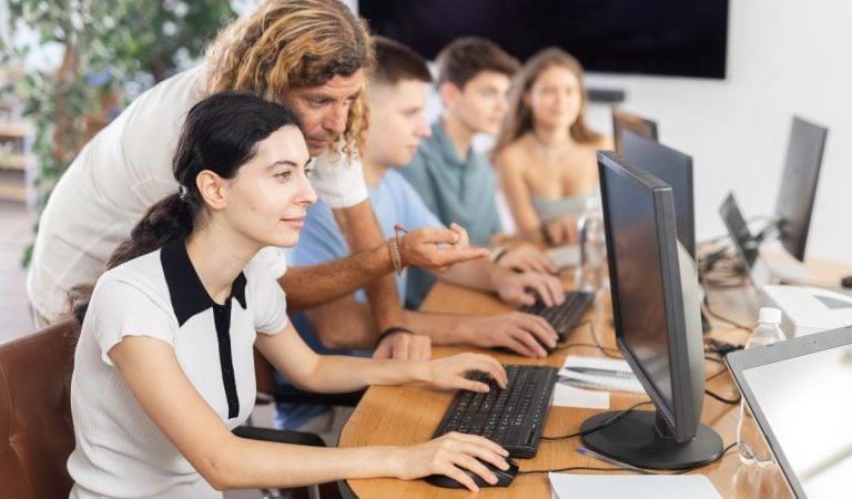 vzdelávanie, kurzy, ministerstvo školstva, Slovensko, vzdelávanie dospelých