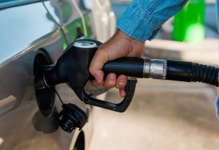 tankovanie čerpacie stanice ľudia slováci zmena novinka