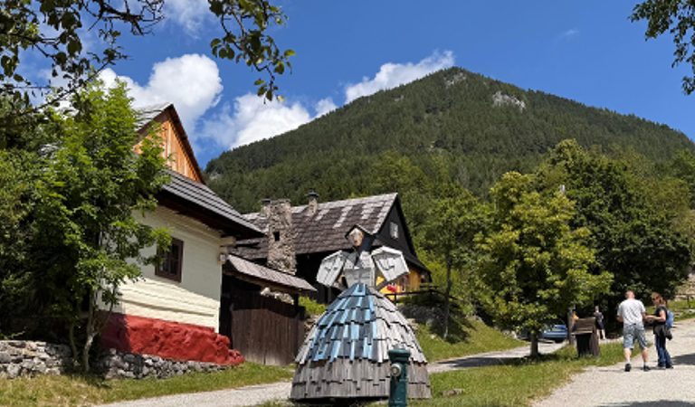 vlkolínec slovensko turistická zoo unesco