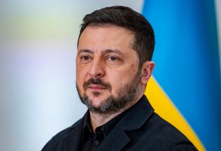 zelenskyj peniaze financie výplata prezident ukrajina
