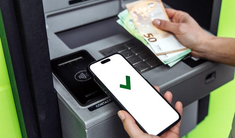 banky, zmeny, vkladomaty, bankomaty, platobné karty, Slovensko, Slovenská sporiteľňa, banky na Slovensku, zmeny v bankách, financie