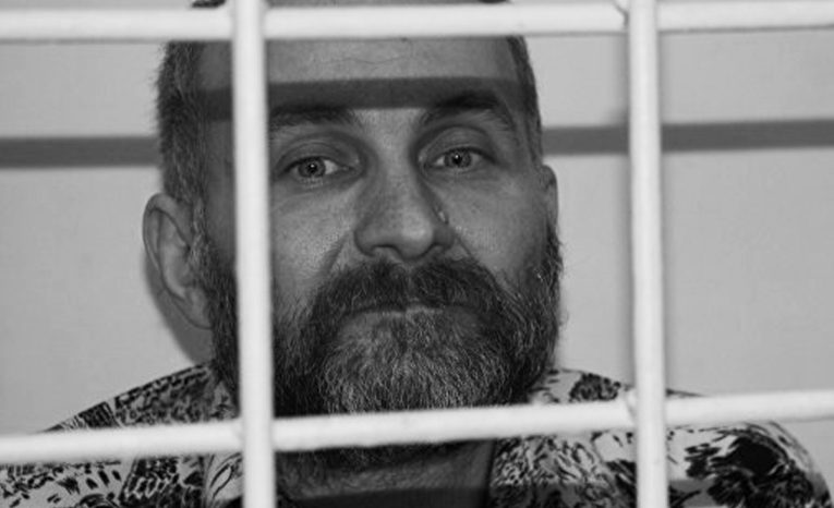 anatoly moskvin bábiky premium krimi dievčatá hrôza horor