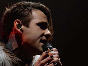 caleb shomo beartooth kapela frontman gay odhalenie vzťahy