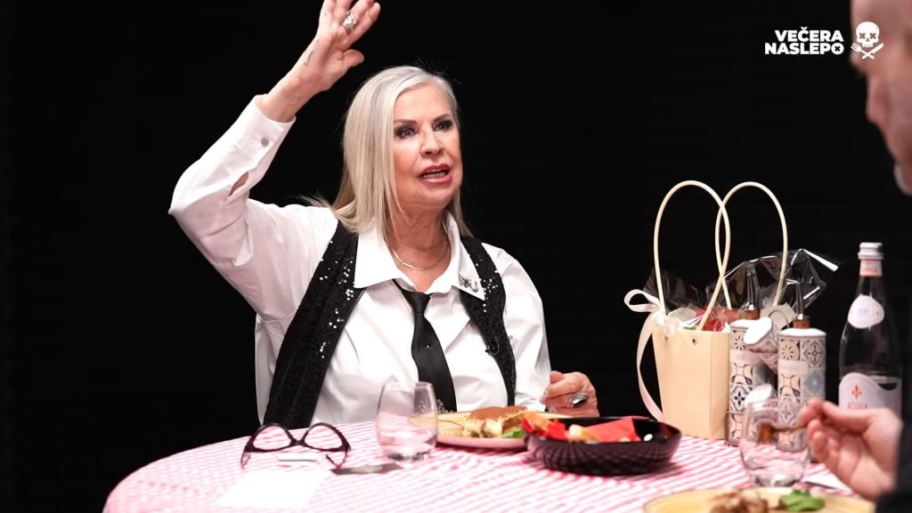 Do našej relácie Večera naslepo zavítala spevácka diva Eva Máziková a niekdajší moderátor Telerána Pavel Bruchala.