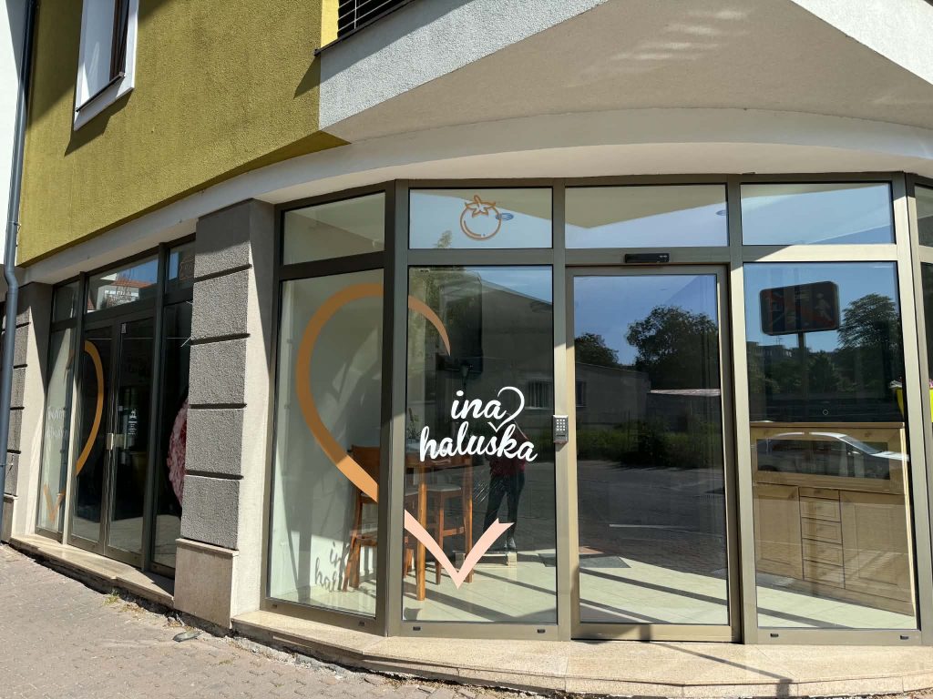 Navštívili sme reštauráciu, ktorá robí len halušky. Presne takto chutí návrat do babičkinej kuchyne