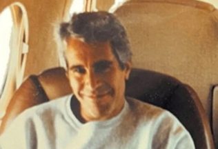 jeffrey epstein list odhalenie smrť krimi amerika