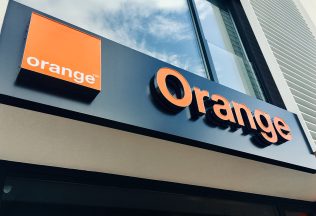 Orange chce prevalcovať konkurenciu.