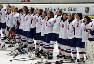slovensko bulharsko 82 0 prehra víťazstvo olympijské hry ženský hokej