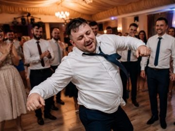 Typy ľudí na svadbách: Bez týchto hostí by to nebola tá pravá slovenská oslava