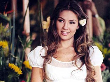 thalía rosalinda telenovela legenda žena ikona celebrita návrat