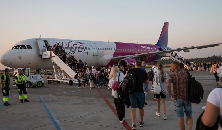 wizzair slovensko lietadlo blesk známy slovák mak