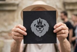 dôchodcovia anketa slovensko mladí ľudia