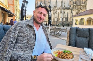 Milan Bez Mapy skritizoval Banskú Bystricu. Jeho slová rozdelili ľudí, reagovala dokonca aj samospráva