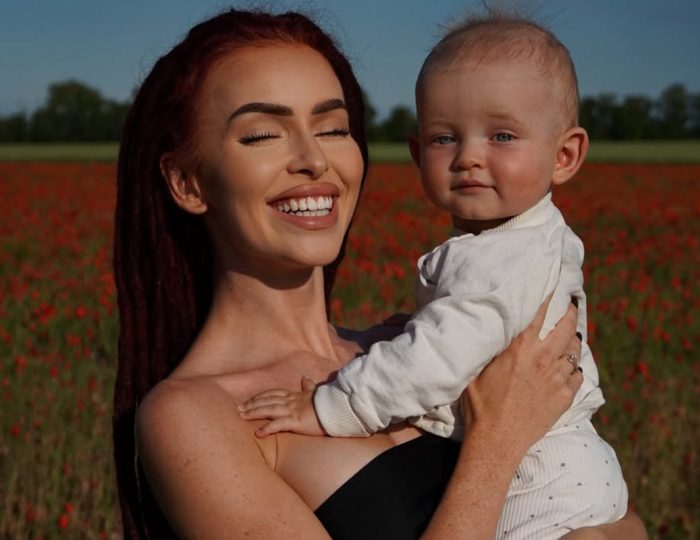 Rachel Karnižová opäť rozdelila internet. Jej syn má ešte len osem mesiacov a už s ním spravila toto
