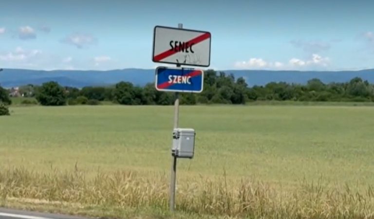 Záhadné skrinky pri cestách vydesili slovenských vodičov