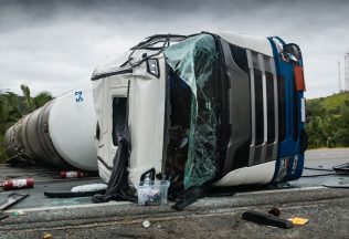 auto moto, nehoda, Slovensko, kamióny, News