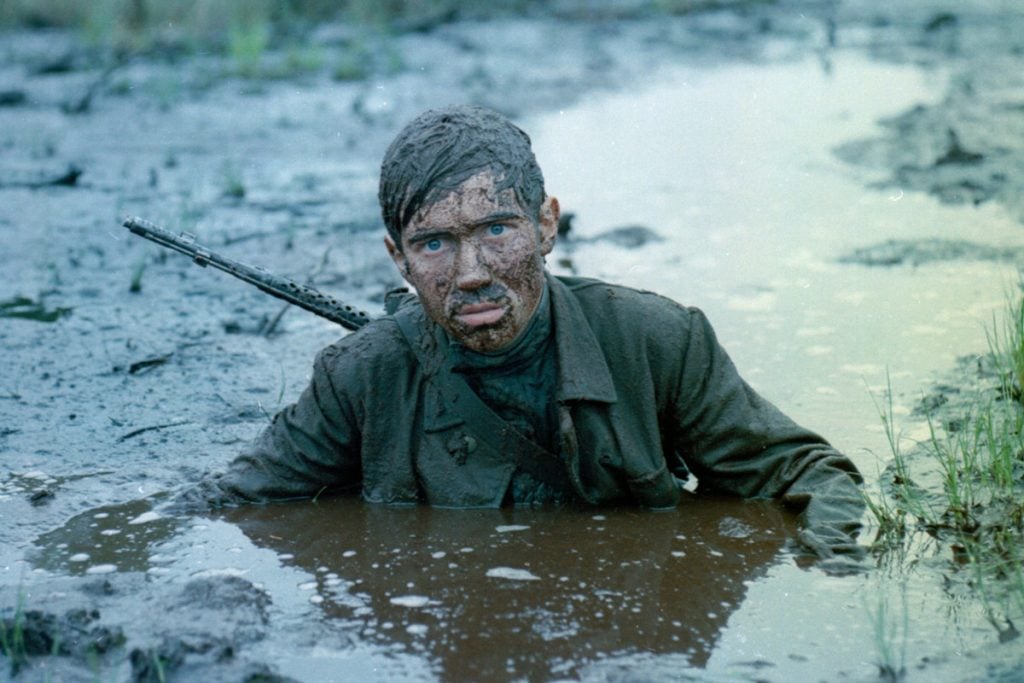 poď a pozeraj sa film hrôzostrašný horor vojnový film rusko