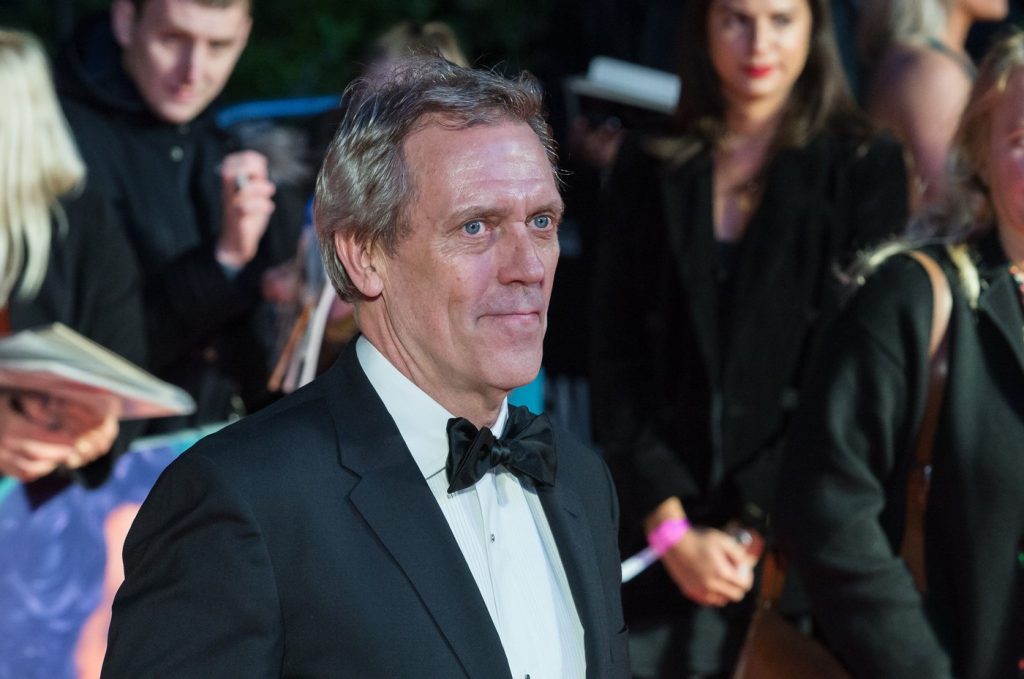 Britský herec a hudobník Hugh Laurie bol videný v Prahe. Jeho návšteva zrejme súvisí s natáčaním nového seriálu.
