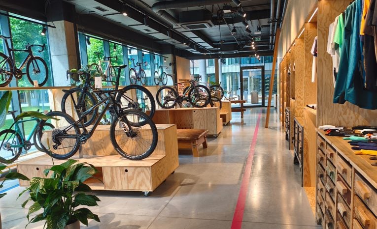 velocity westend cyklistika bicykle kráľovstvo železná studnička